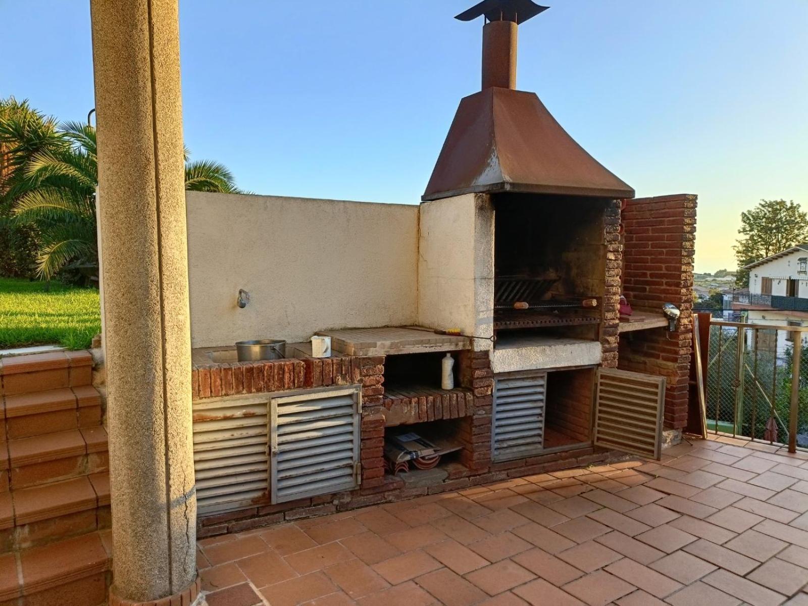 圣苏珊娜Preciosa Casa 2000 M2 Piscina Mar Barbacoa Felicidad别墅 外观 照片